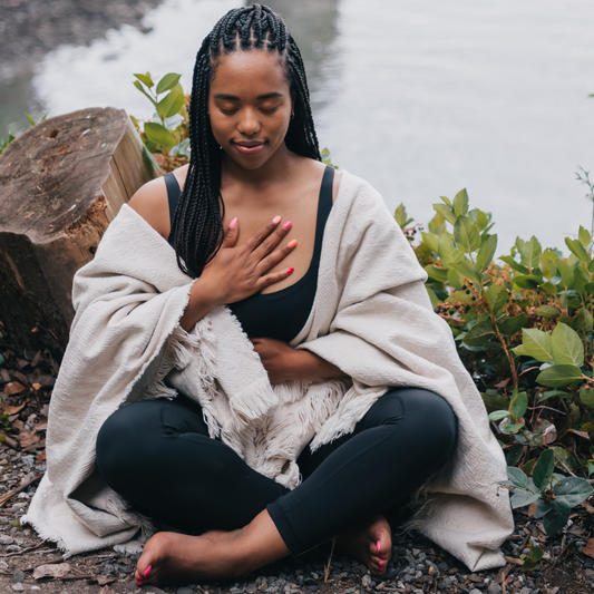 Grounding Techniques: Powerful Methods to Stay Balanced and Centered 🧘🏻♂️🧿