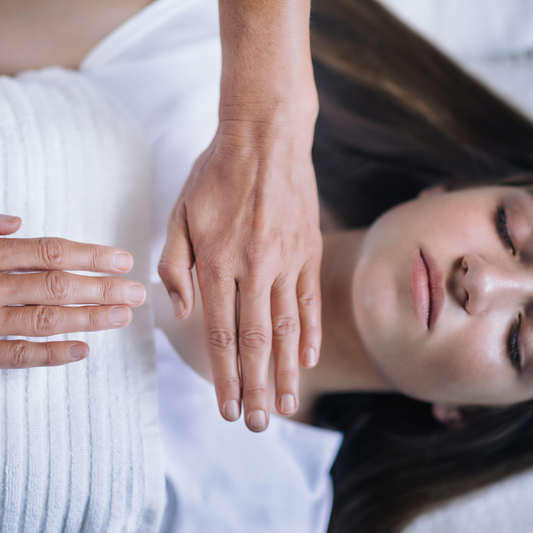 Reiki for Beginners: Unlocking the Power of Energy Healing 🤩🪷