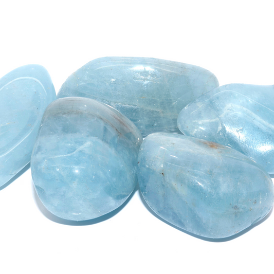 Aquamarine: The Crystal of Serenity, Clarity, and Communication