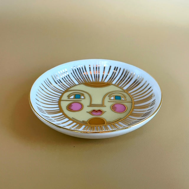 Brighten up your space with the Golden Touch Trinket Tray