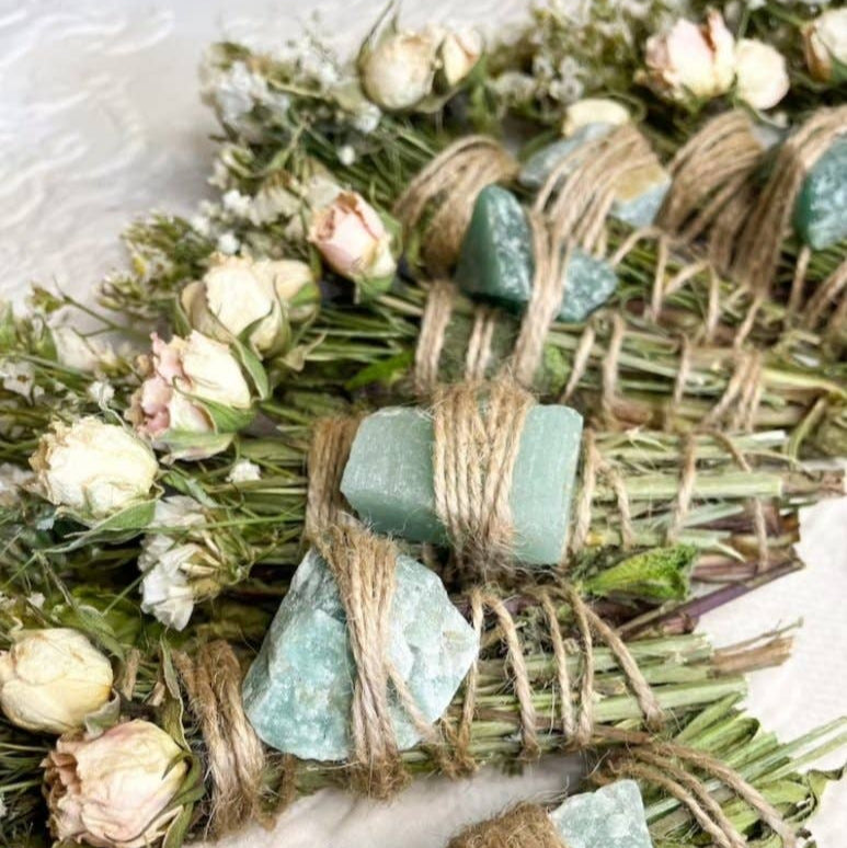 Garden roses, Gypsophila, Rosemary, Aventurine, Rosemary & Mint Smudge Stick